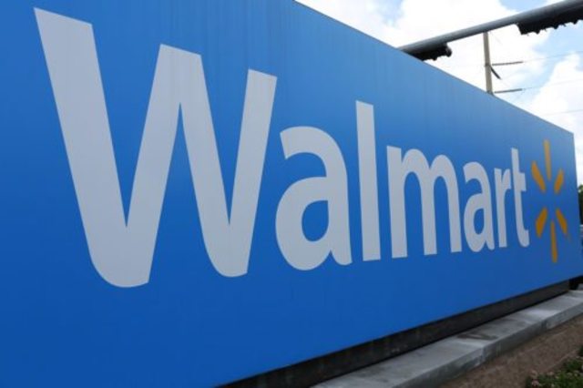 walmart employees can now earn a college degree for just 1 a day